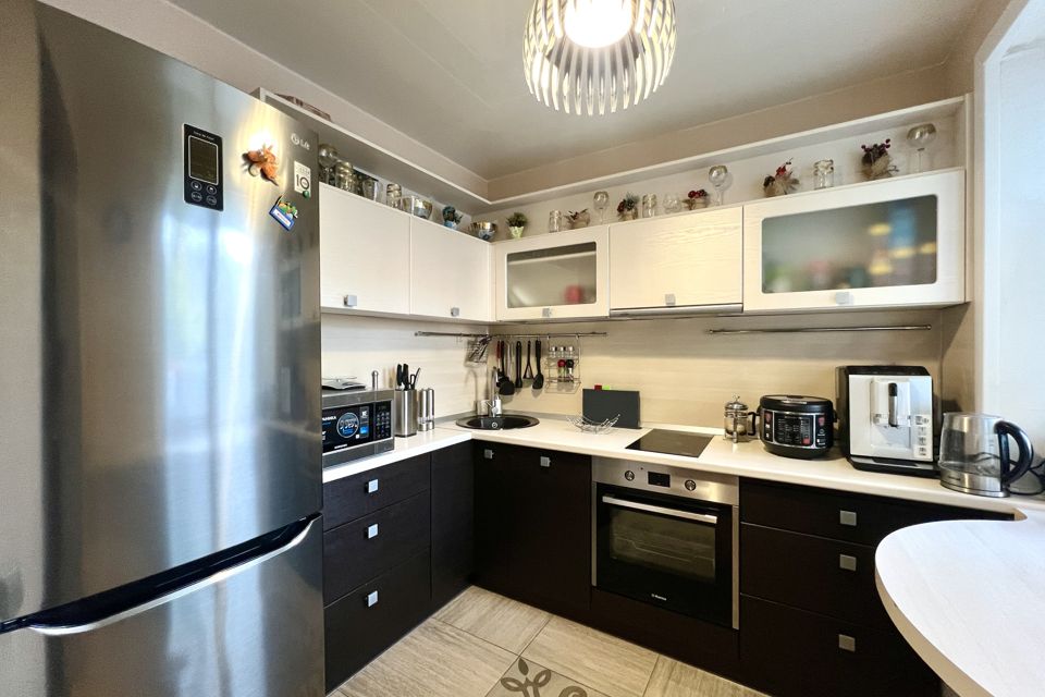 Продаётся 3-комнатная квартира, 61.2 м²