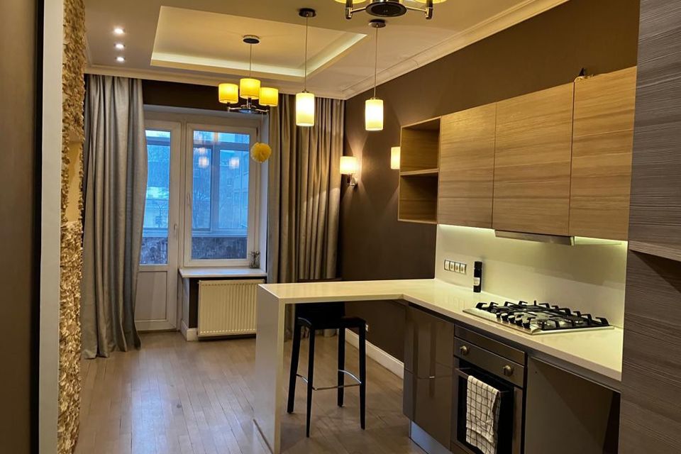 Продаётся 2-комнатная квартира, 86.5 м²