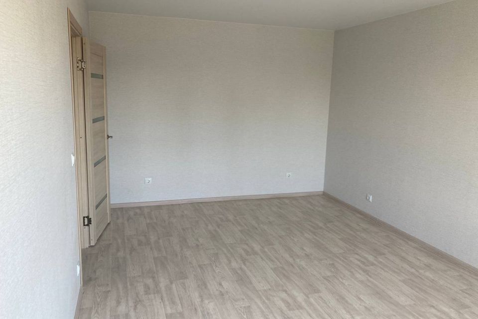 Продаётся 1-комнатная квартира, 37.9 м²