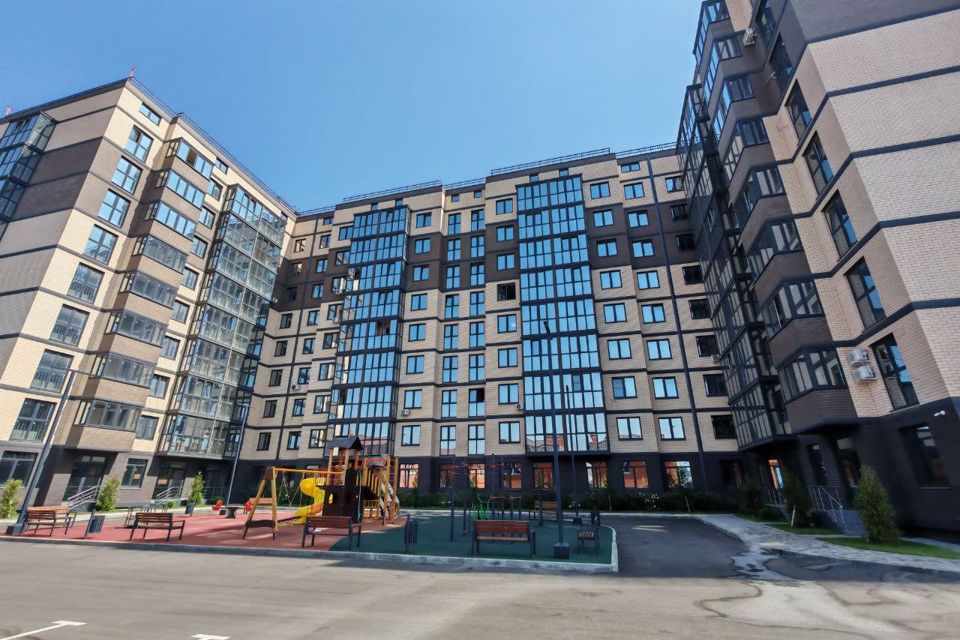 Продаётся 2-комнатная квартира, 66.8 м²
