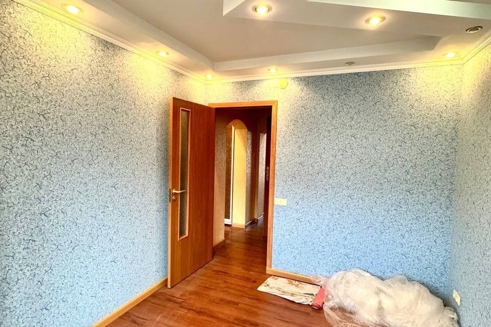 Продаётся 3-комнатная квартира, 61.5 м²