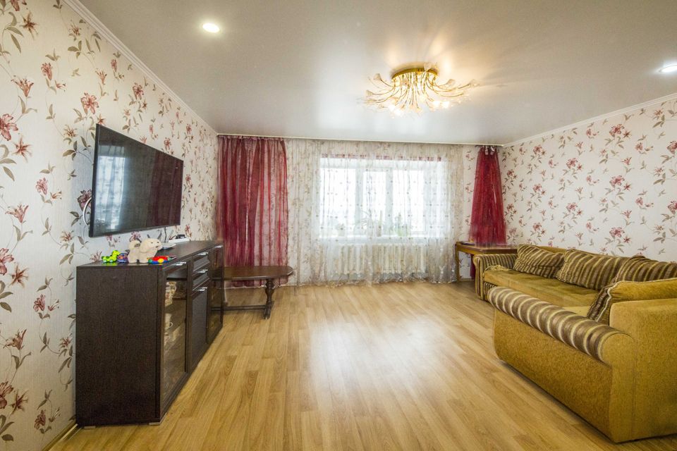 Продаётся 2-комнатная квартира, 60.5 м²