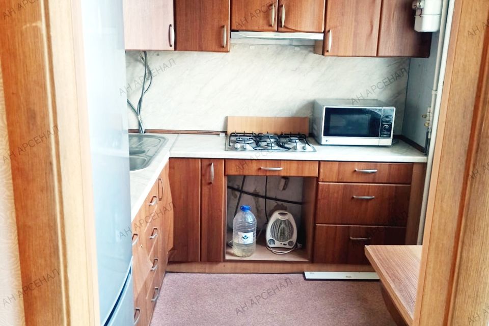 Продаётся 3-комнатная квартира, 56.2 м²