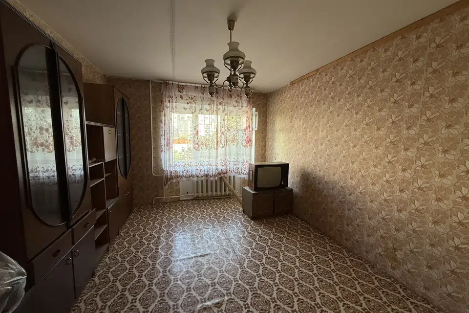 Продаётся 4-комнатная квартира, 82.5 м²