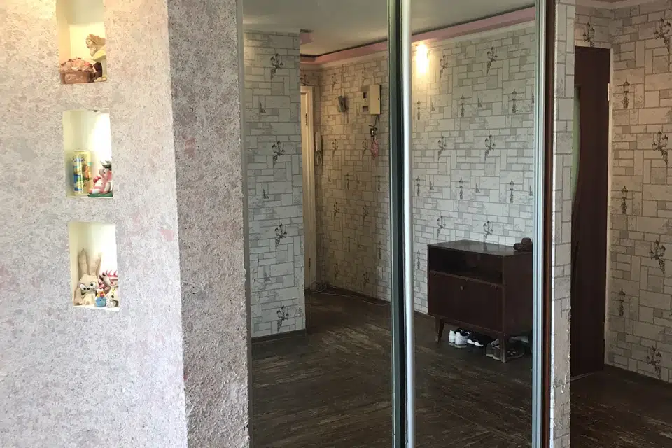 Продаётся 4-комнатная квартира, 74 м²