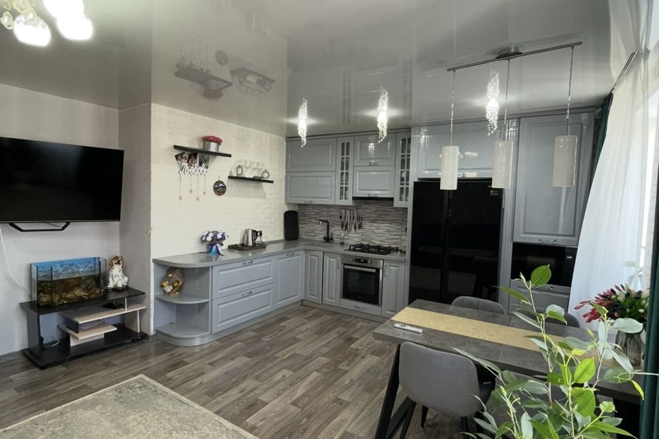 Продаётся 3-комнатная квартира, 62.6 м²