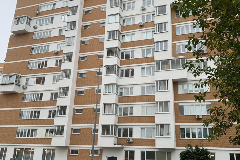 Продаётся 1-комнатная квартира, 36.8 м²