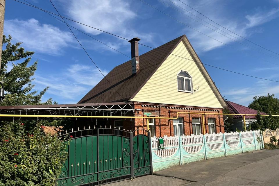 Продаётся 2-этажный дом, 110 м²