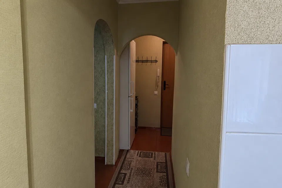 Продаётся 2-комнатная квартира, 41.8 м²