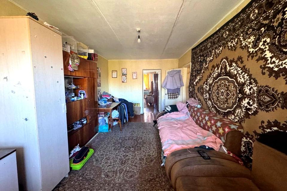 Продаётся 3-комнатная квартира, 56.9 м²