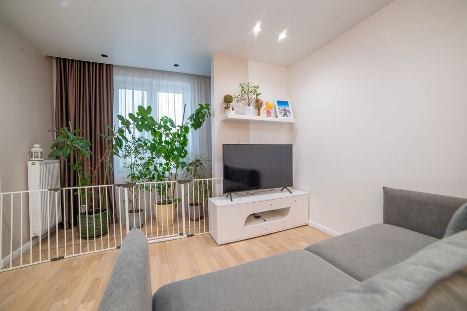 Продаётся 3-комнатная квартира, 60.9 м²