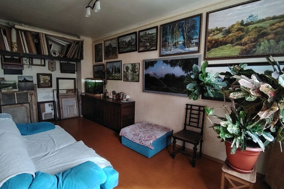 Продаётся 4-комнатная квартира, 76 м²