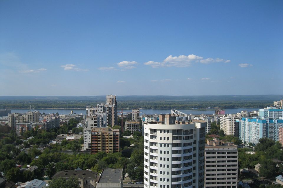Продаётся 1-комнатная квартира, 43 м²