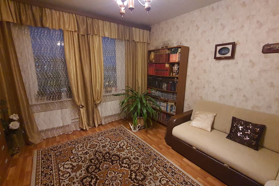 Продаётся 2-комнатная квартира, 53.6 м²