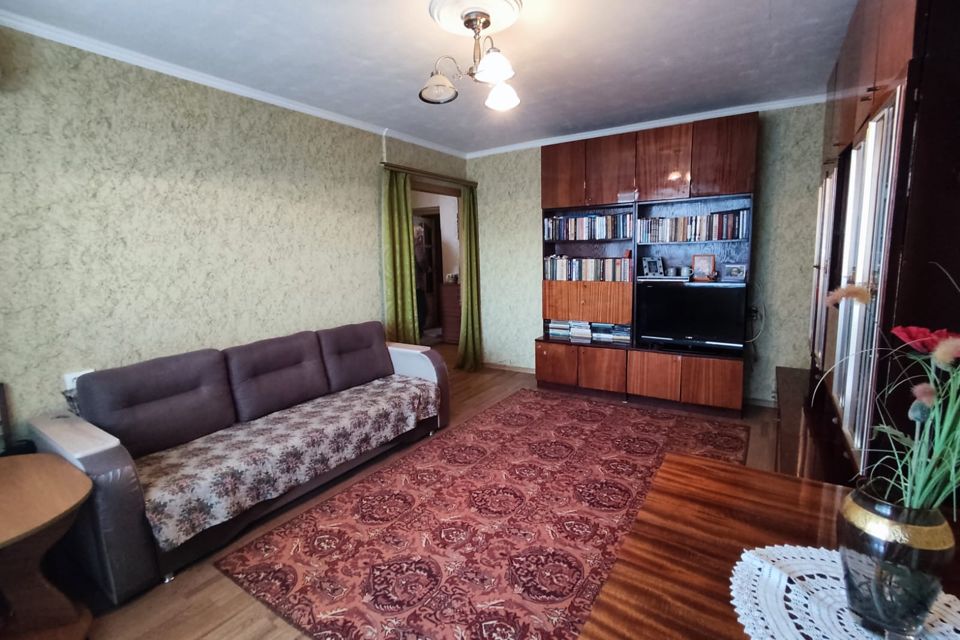 Продаётся 3-комнатная квартира, 63.6 м²