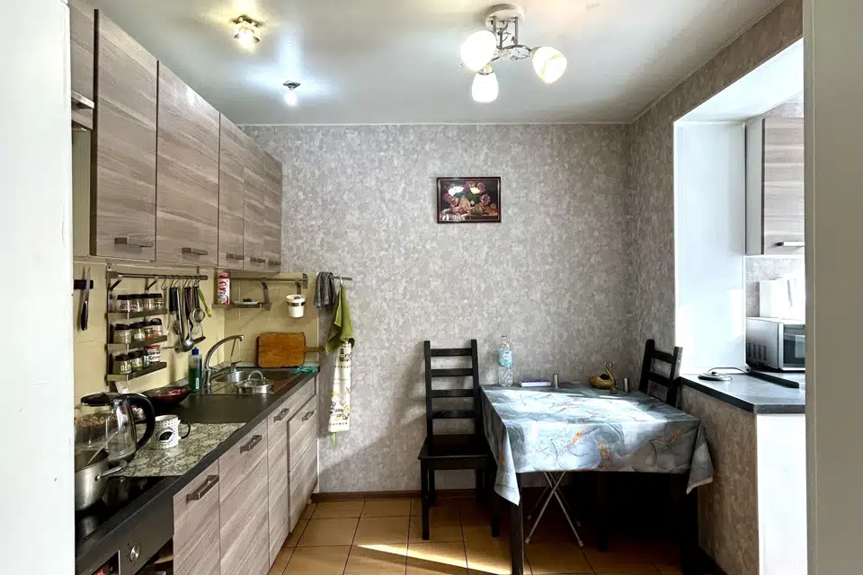 Продаётся 3-комнатная квартира, 60.6 м²