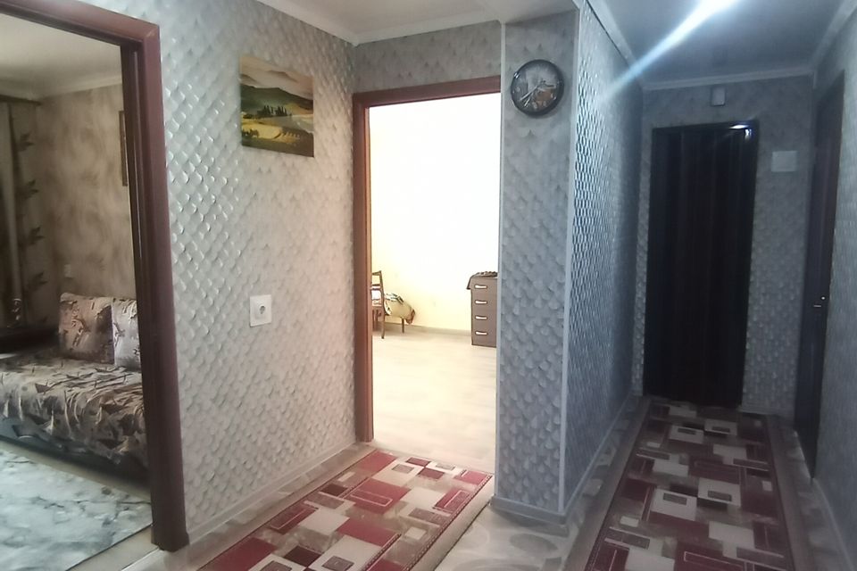 Продаётся 3-комнатная квартира, 65.2 м²