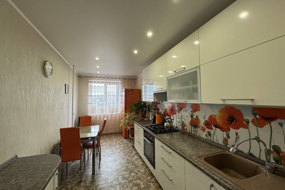 Продаётся 3-комнатная квартира, 58.8 м²