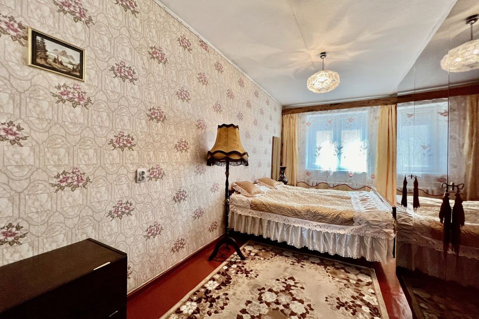 Продаётся 2-комнатная квартира, 42.8 м²
