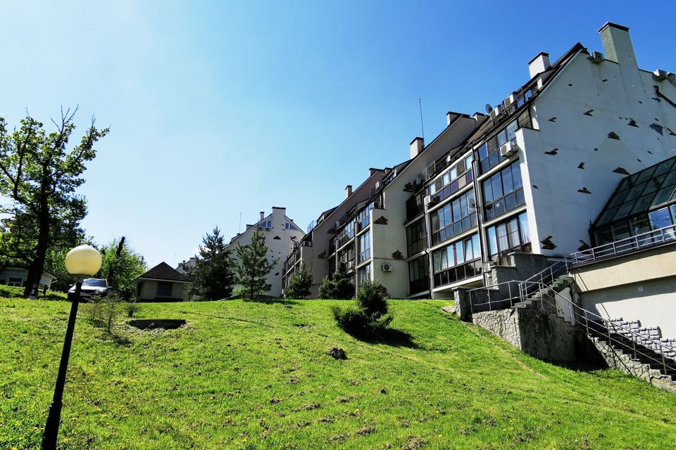 Продаётся 2-комнатная квартира, 65.3 м²