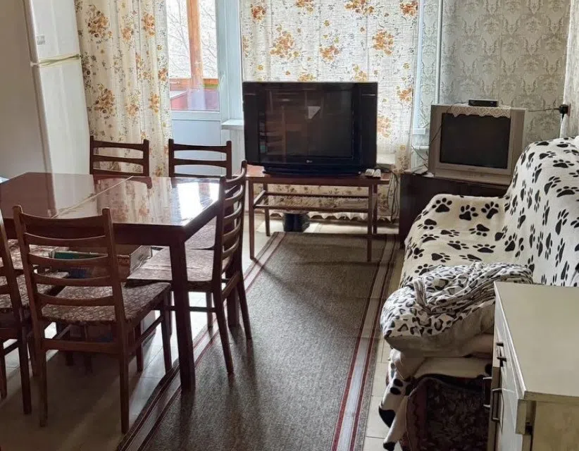 Продаётся 3-комнатная квартира, 64.5 м²