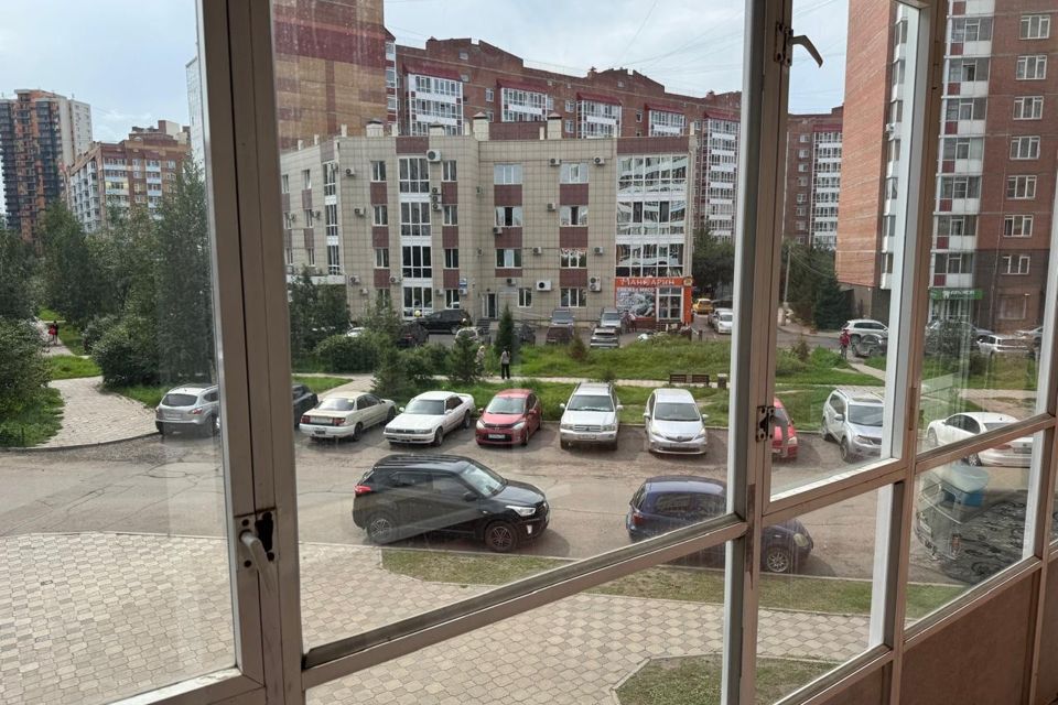 Продаётся 1-комнатная квартира, 43 м²