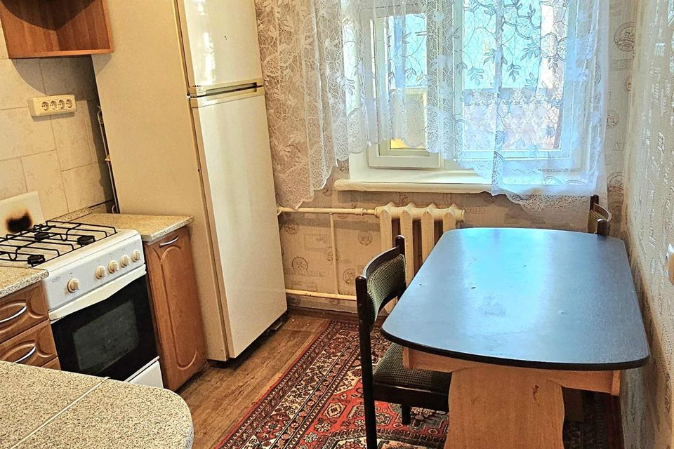 Сдаётся 1-комнатная квартира, 38 м²
