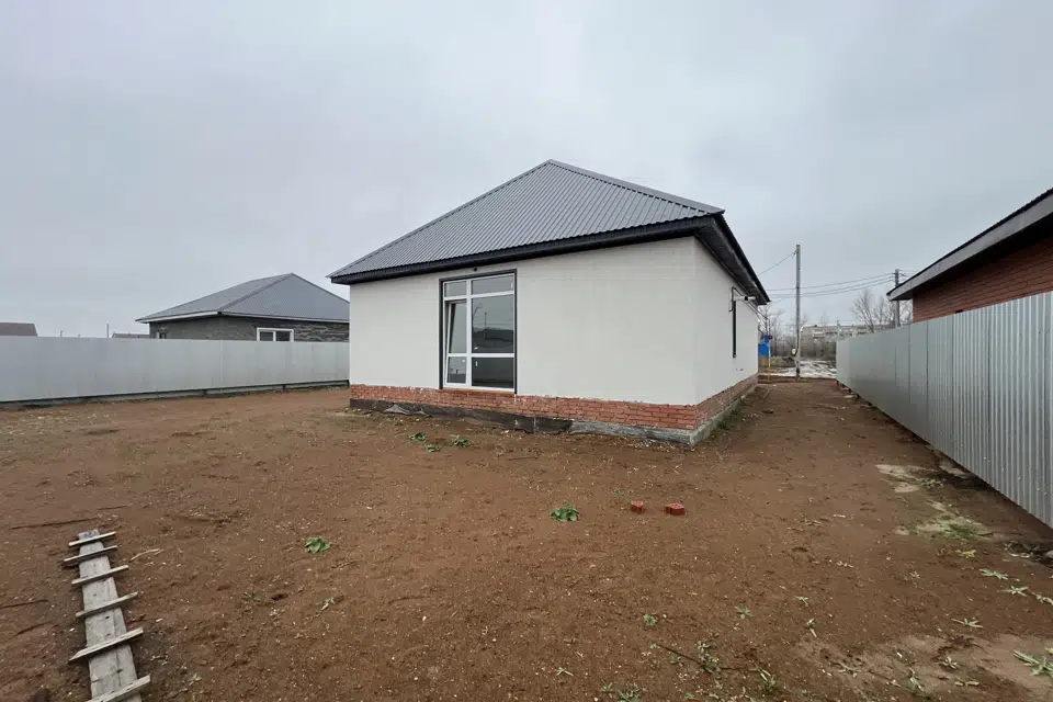 Продаётся 1-этажный дом, 100 м²
