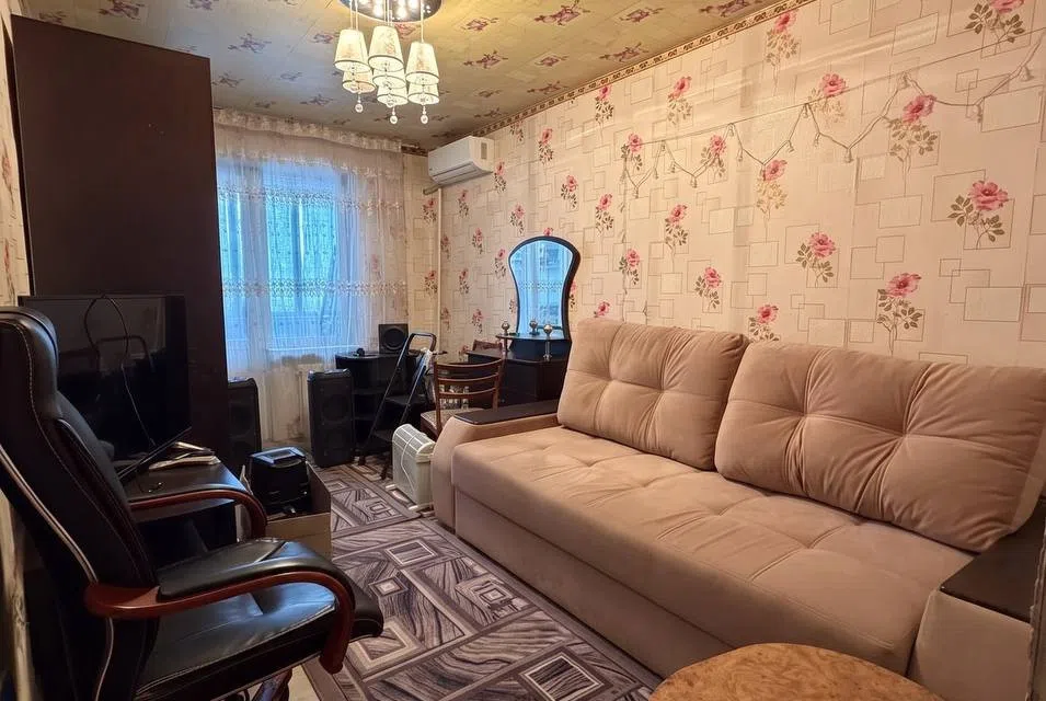 Продаётся 3-комнатная квартира, 65 м²