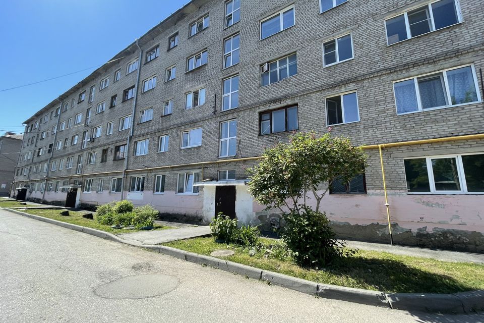 Продаётся 4-комнатная квартира, 95.1 м²