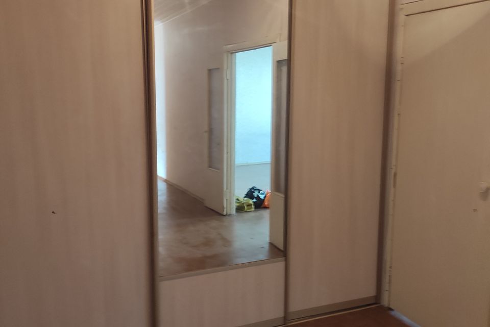 Продаётся 3-комнатная квартира, 121 м²