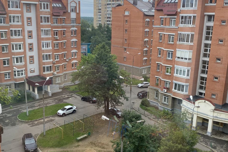 Продаётся 3-комнатная квартира, 110.8 м²