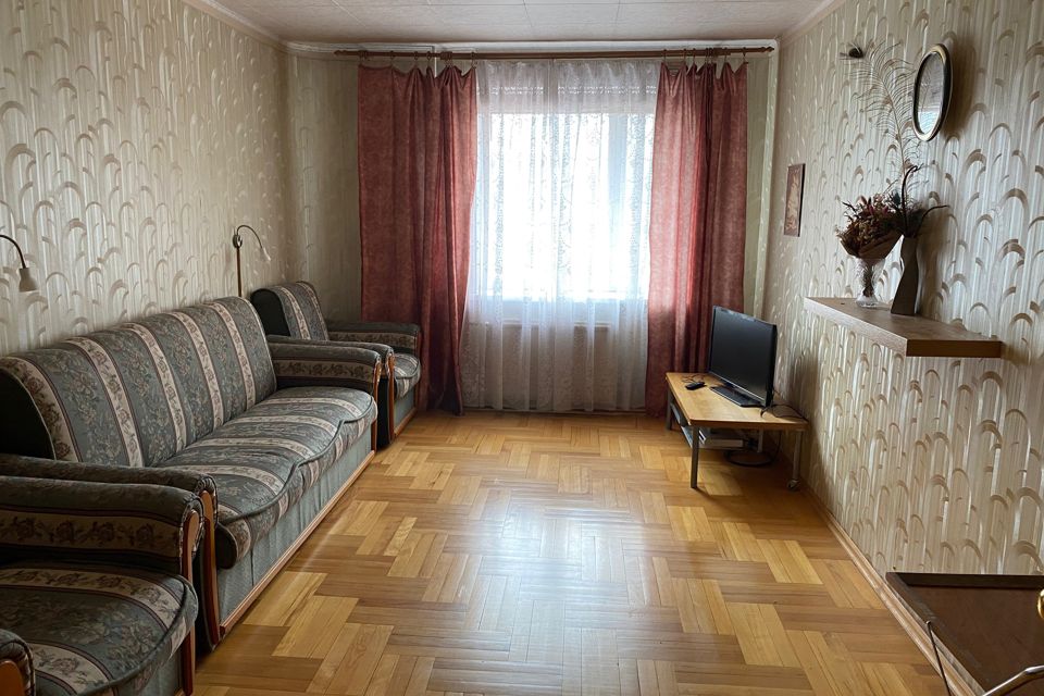 Сдаётся 2-комнатная квартира, 63 м²