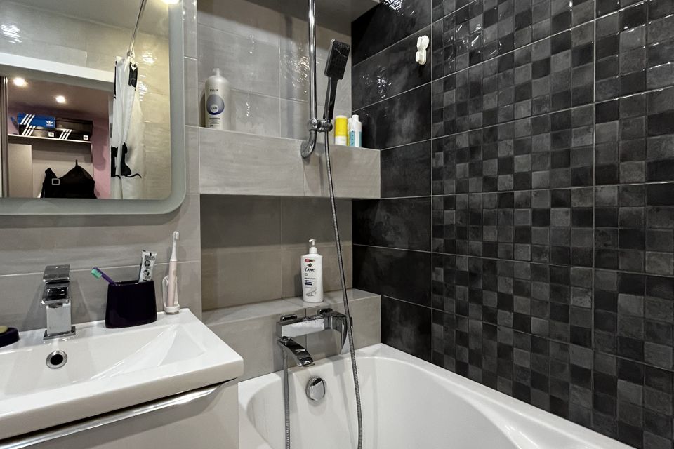 Продаётся 1-комнатная квартира, 44 м²