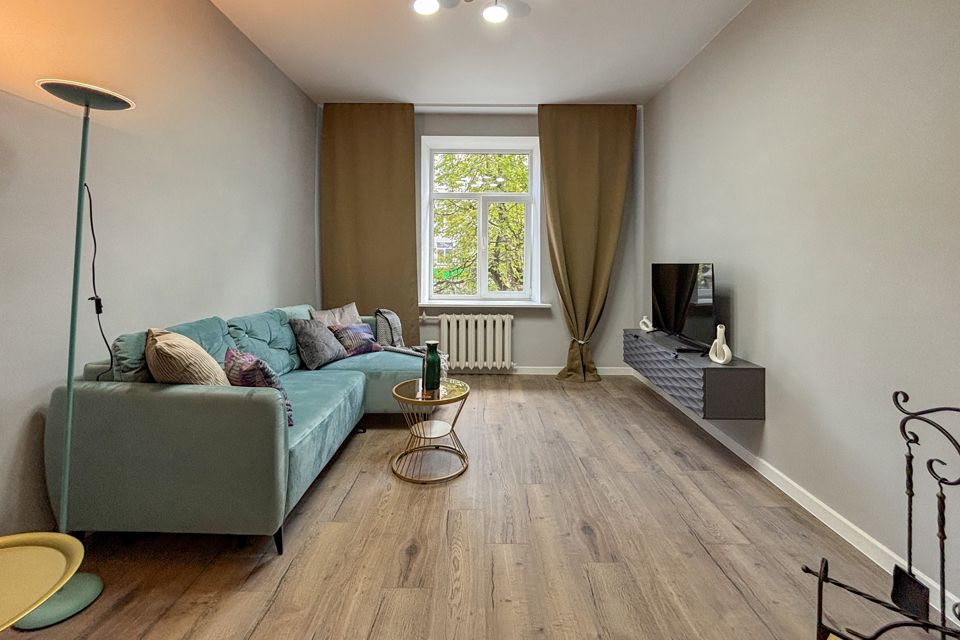 Продаётся 2-комнатная квартира, 56 м²