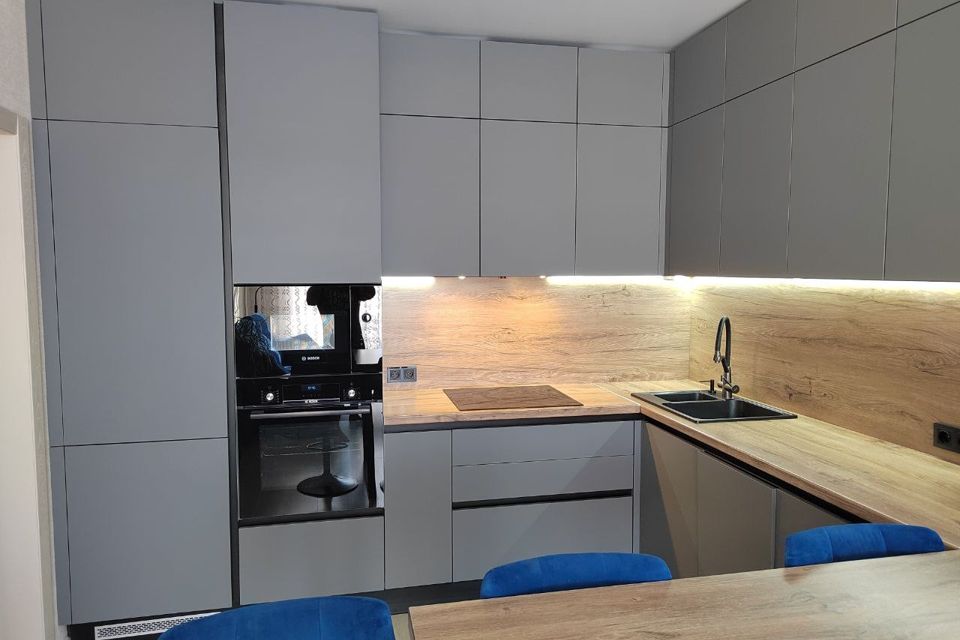 Продаётся 2-комнатная квартира, 61 м²