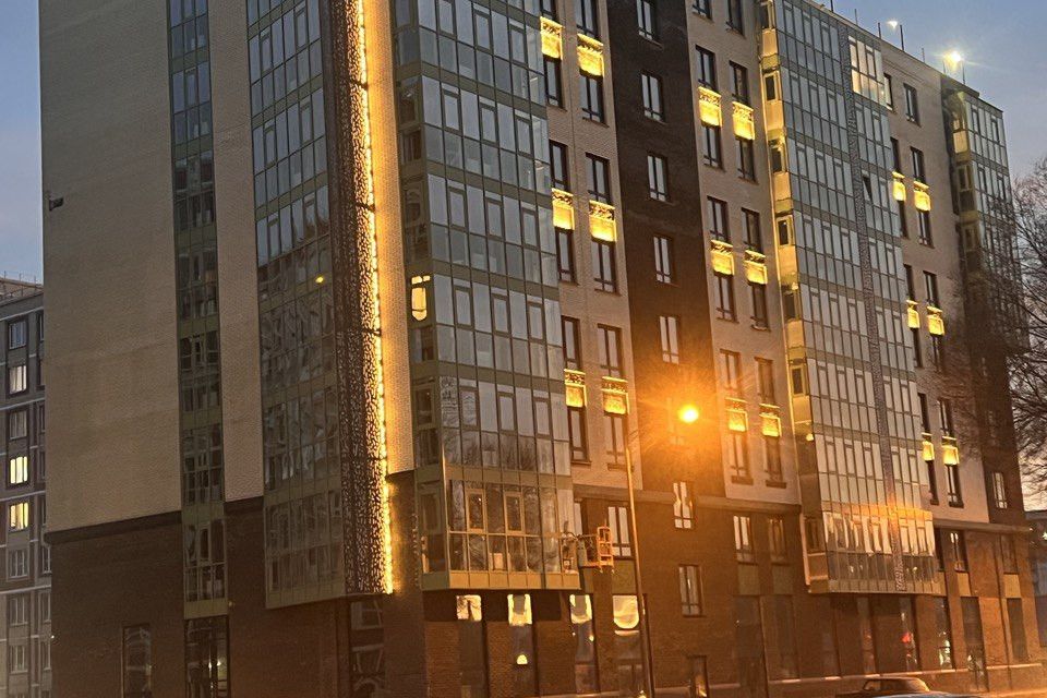 Продаётся 1-комнатная квартира, 42 м²