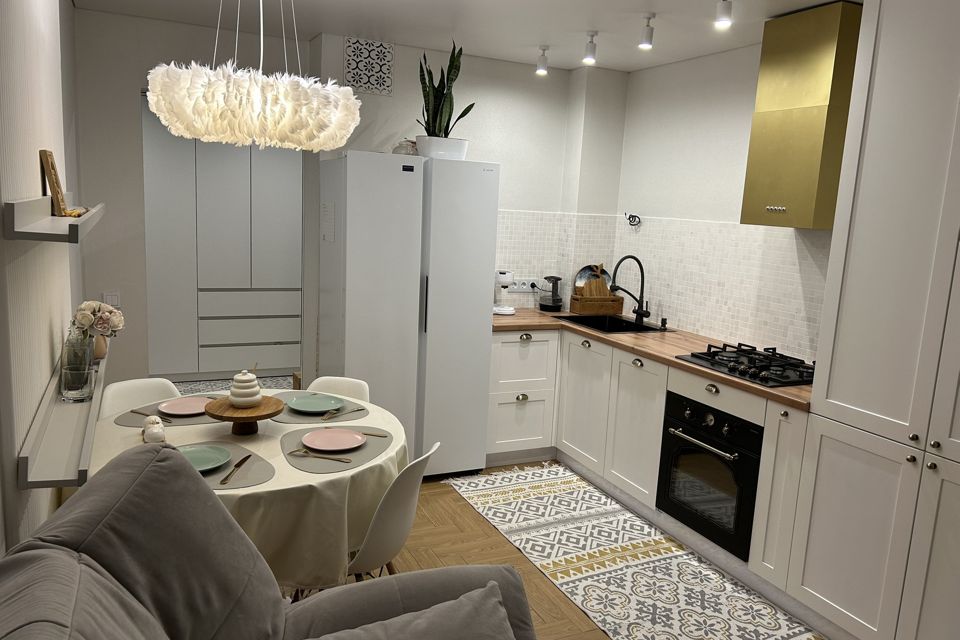 Продаётся 3-комнатная квартира, 65 м²