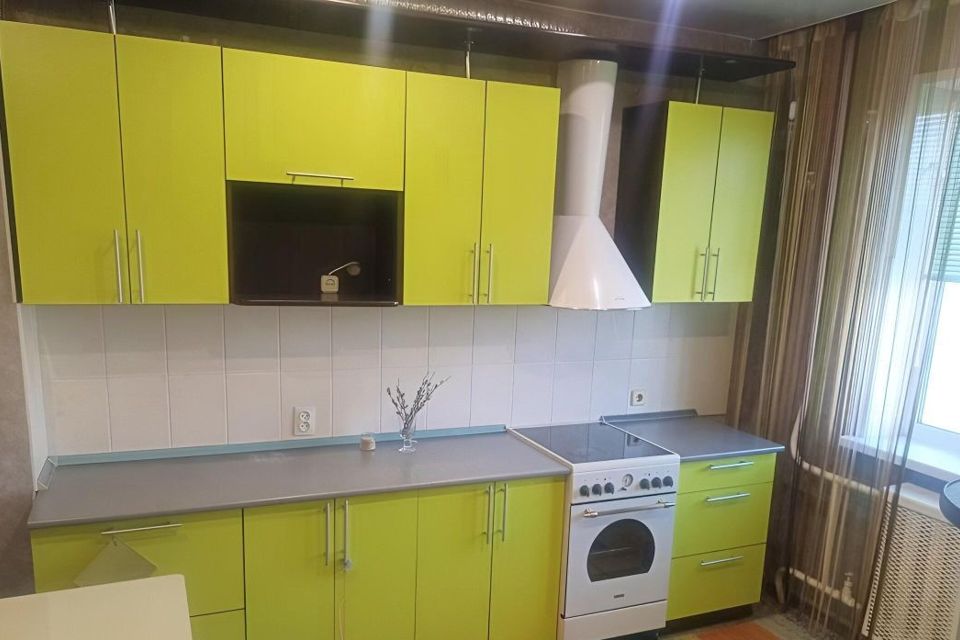Сдаётся 1-комнатная квартира, 42 м²