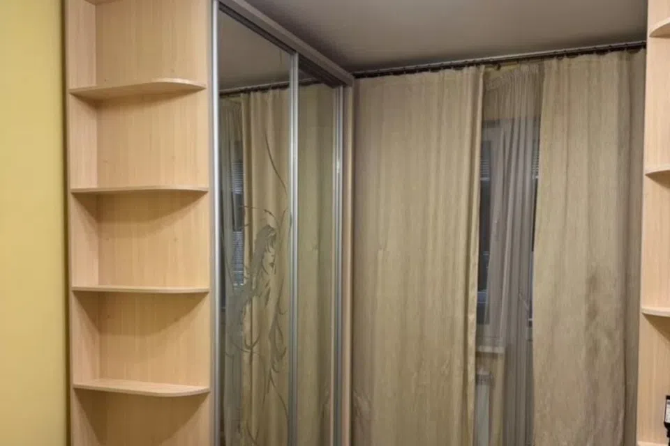 Продаётся 4-комнатная квартира, 85 м²