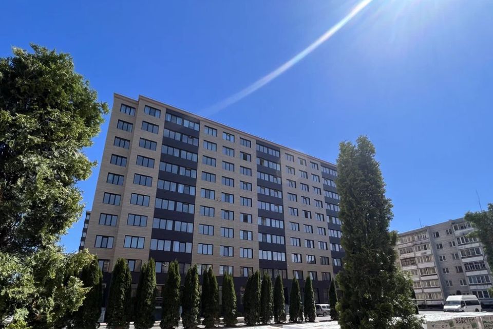 Продаётся 3-комнатная квартира, 105.3 м²