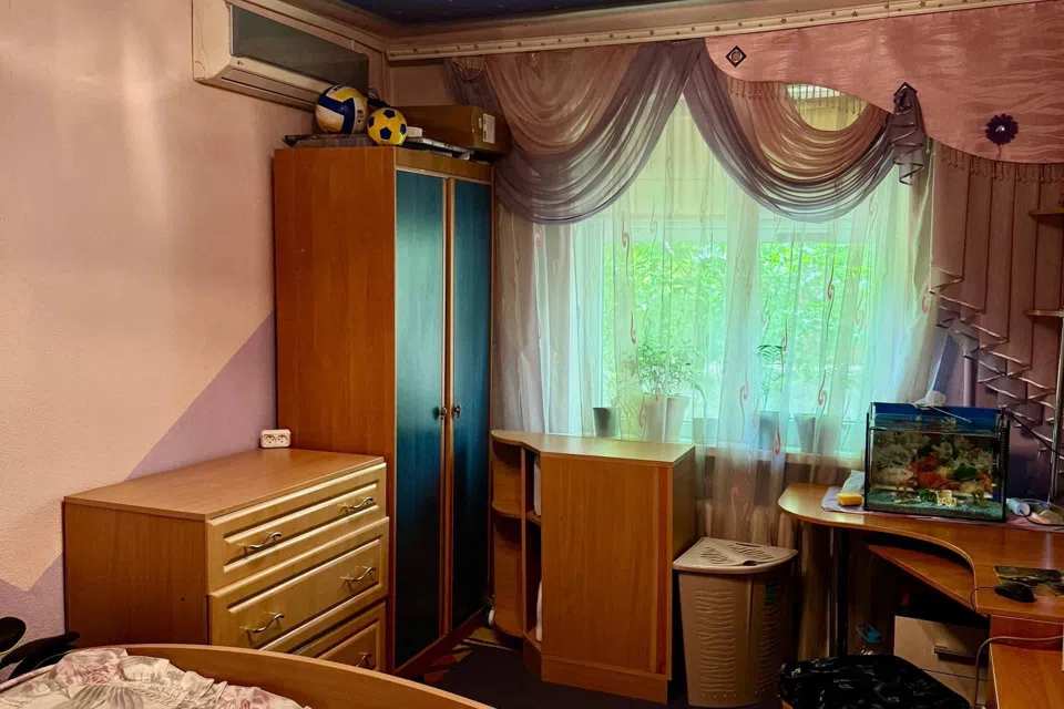 Продаётся 3-комнатная квартира, 63.2 м²