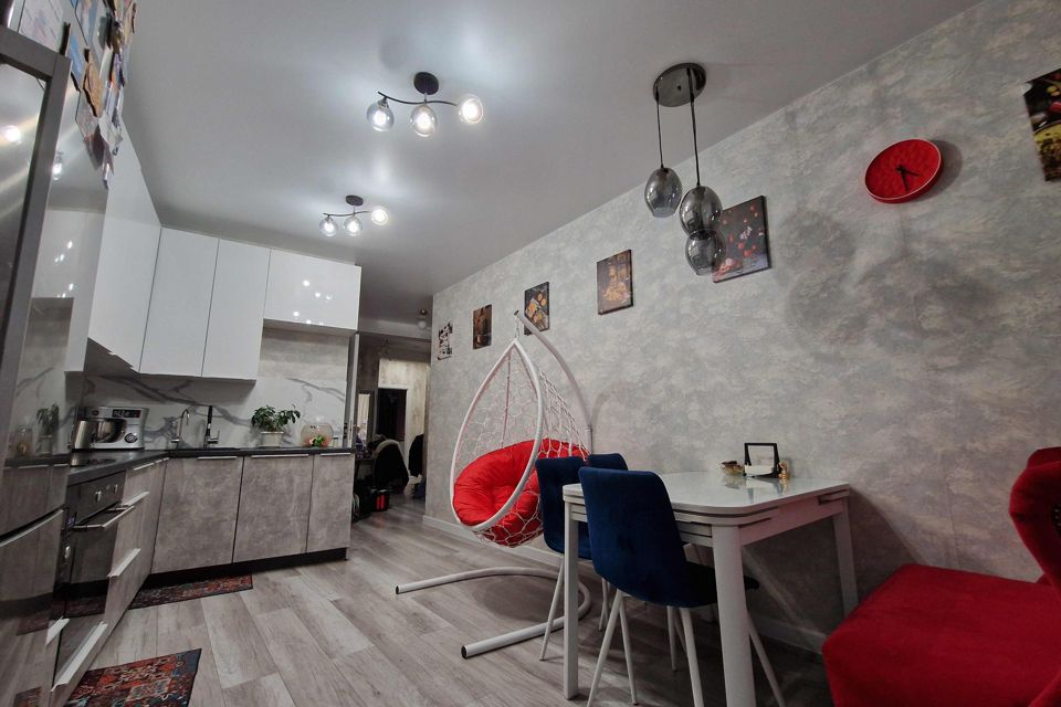 Продаётся 3-комнатная квартира, 85.7 м²