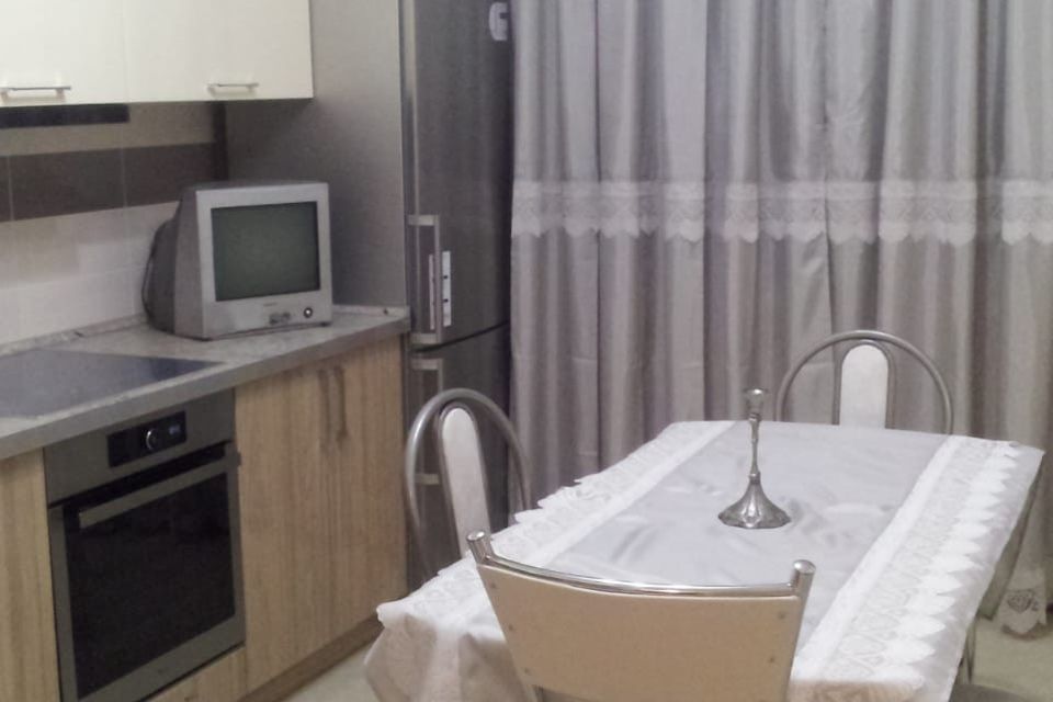 Сдаётся 1-комнатная квартира, 43 м²