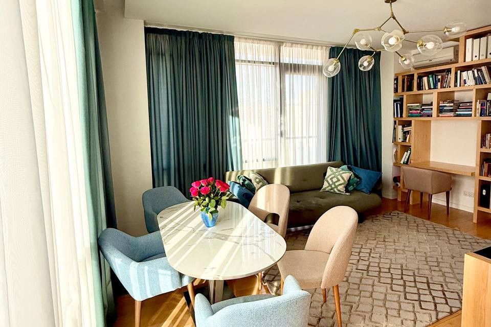 Продаётся 1-комнатная квартира, 65 м²