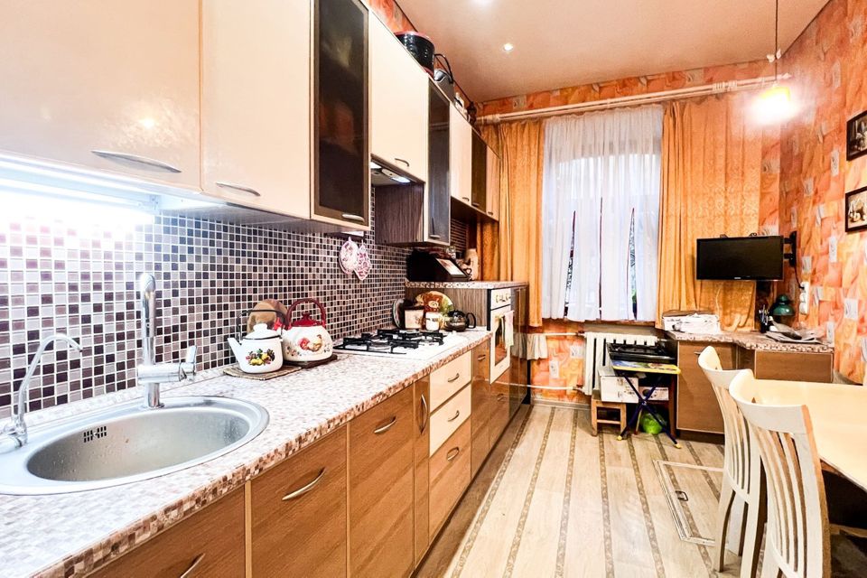 Продаётся 3-комнатная квартира, 79.6 м²