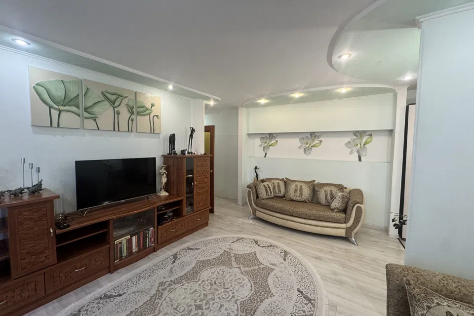 Продаётся 3-комнатная квартира, 66 м²