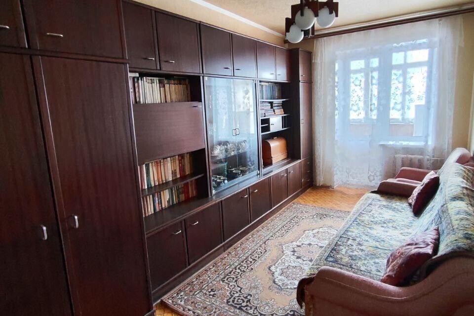 Продаётся 4-комнатная квартира, 80 м²