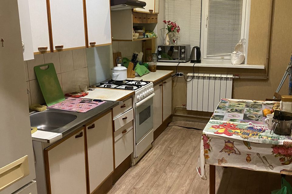Продаётся 3-комнатная квартира, 75.8 м²
