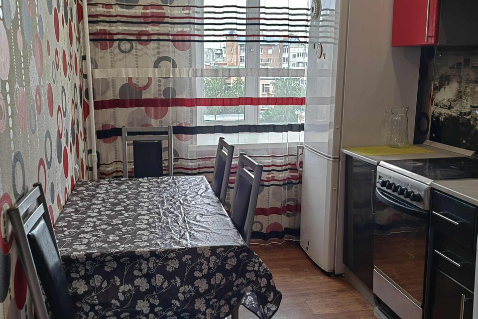 Сдаётся 3-комнатная квартира, 65 м²